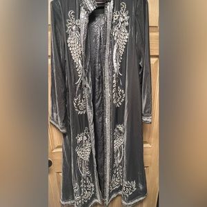 Soft Surroundings shoreline gray/silver duster, XL.